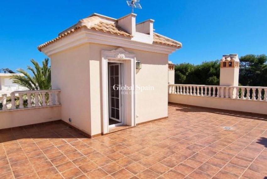 Revente - VILLA -
CABO ROIG - Costa Blanca