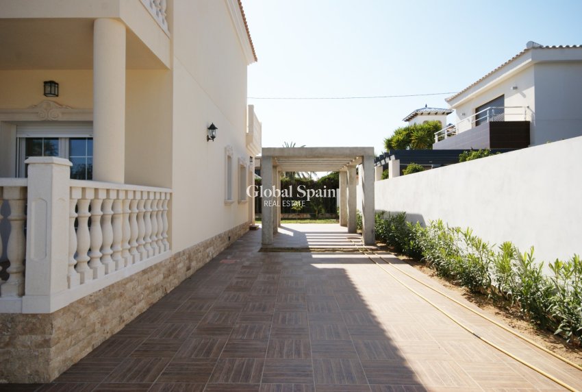 Revente - VILLA -
CABO ROIG - Costa Blanca