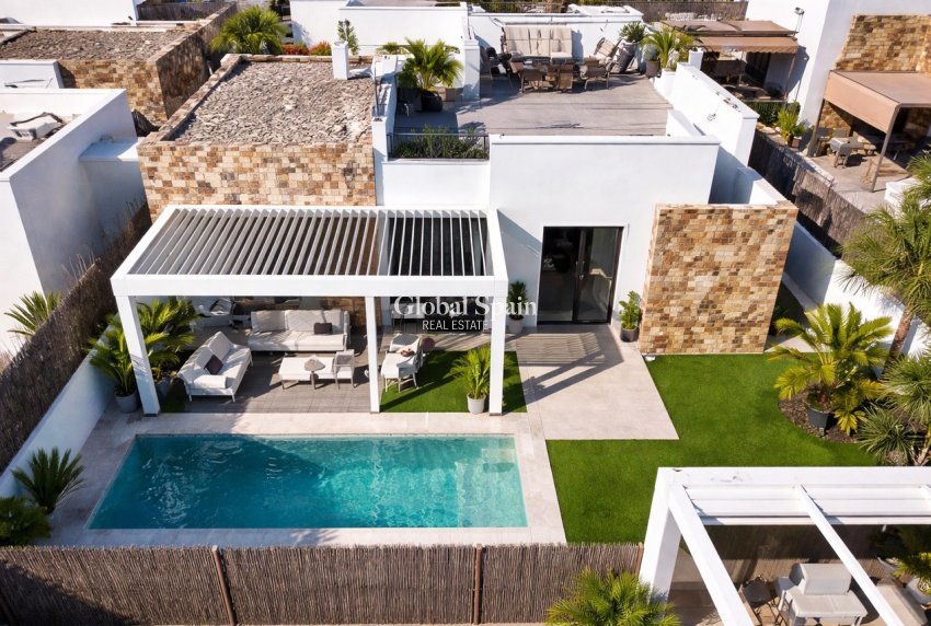 Revente - VILLA -
CABO ROIG - Costa Blanca