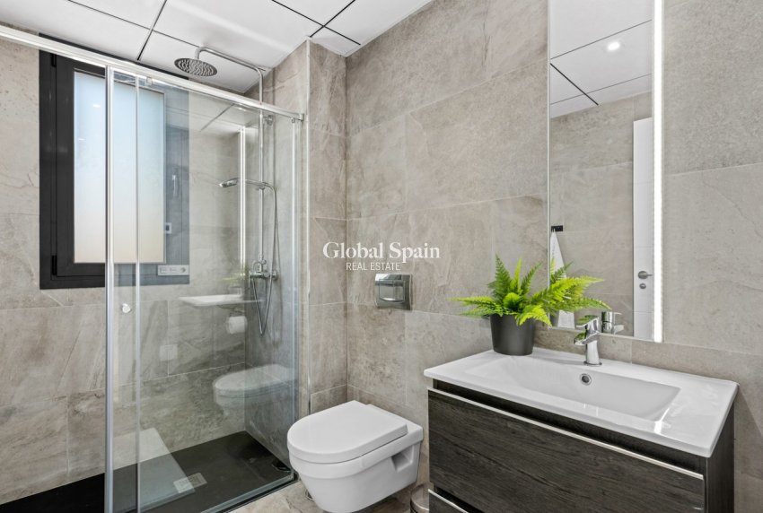 Revente - VILLA -
CABO ROIG - Costa Blanca