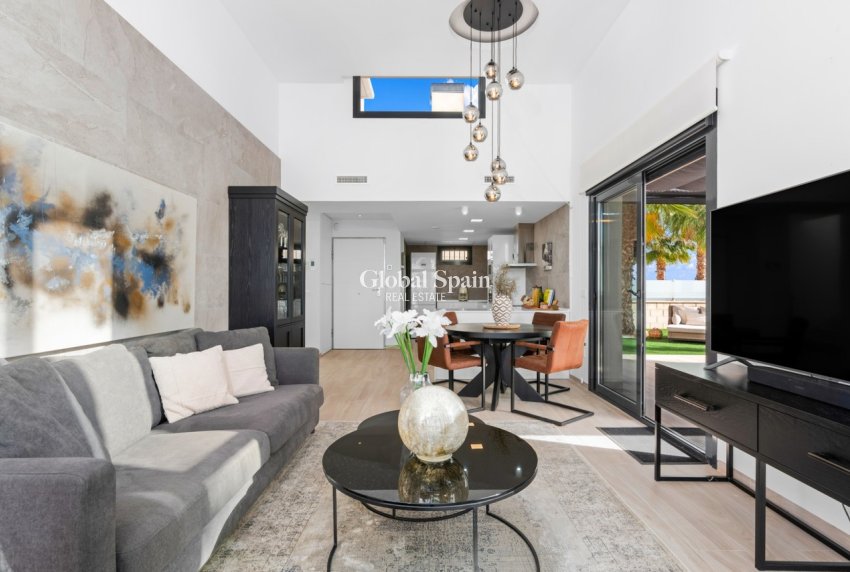 Revente - VILLA -
CABO ROIG - Costa Blanca