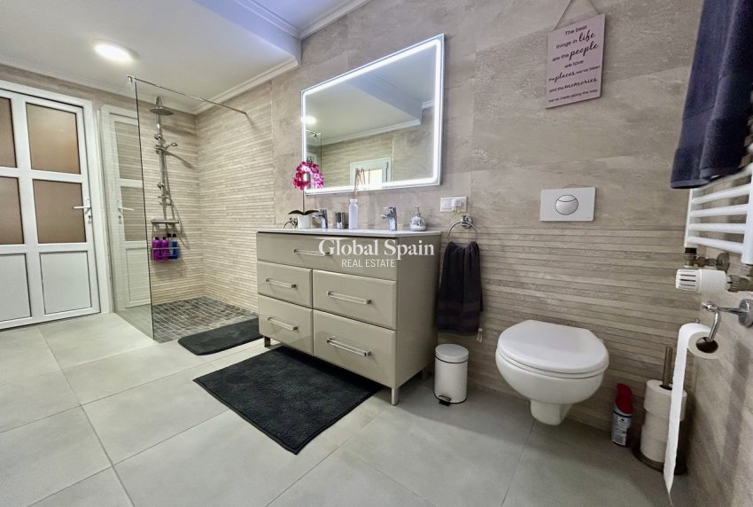 Revente - VILLA -
CABO ROIG - Costa Blanca