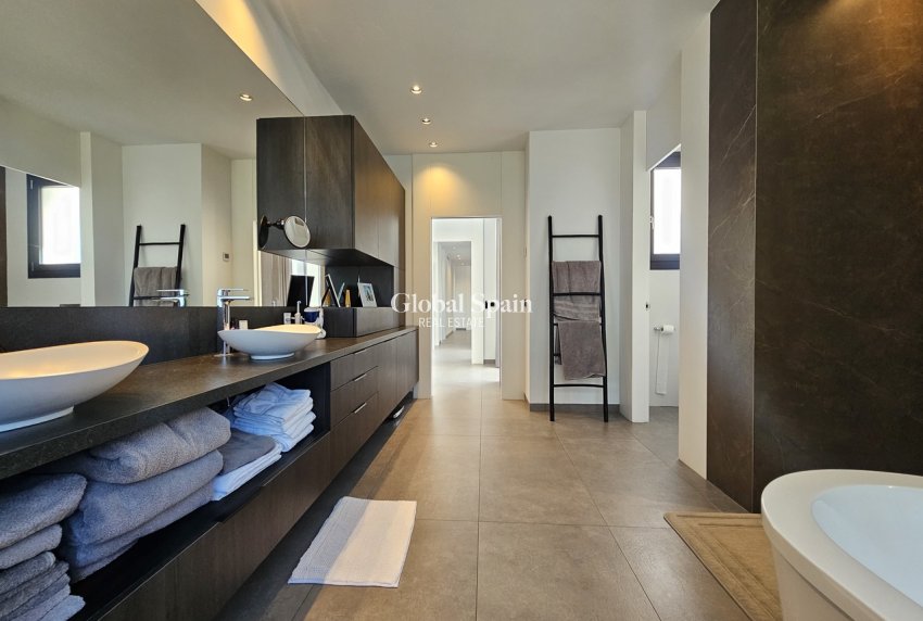 Revente - VILLA -
CABO ROIG - Costa Blanca