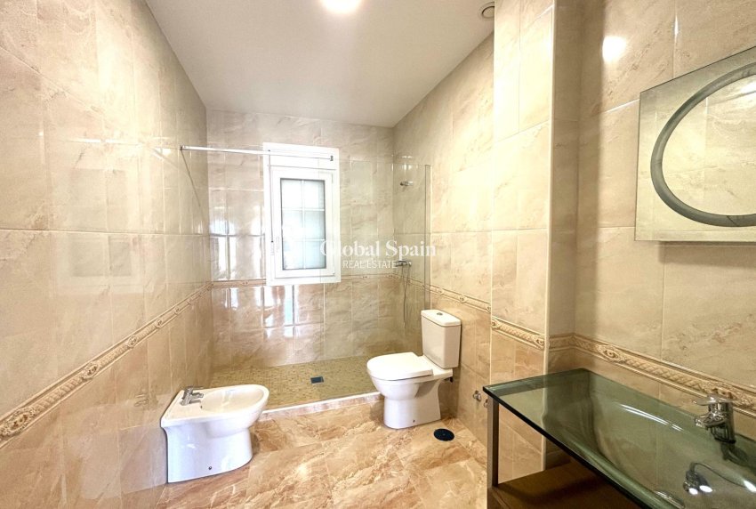 Revente - VILLA -
CABO ROIG - Costa Blanca