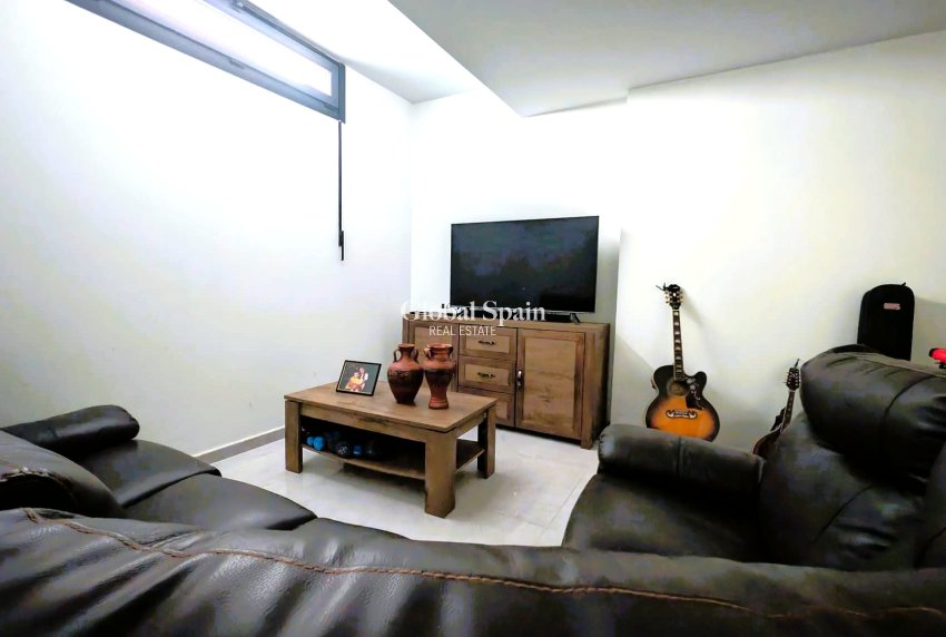 Revente - VILLA -
CABO ROIG - Costa Blanca