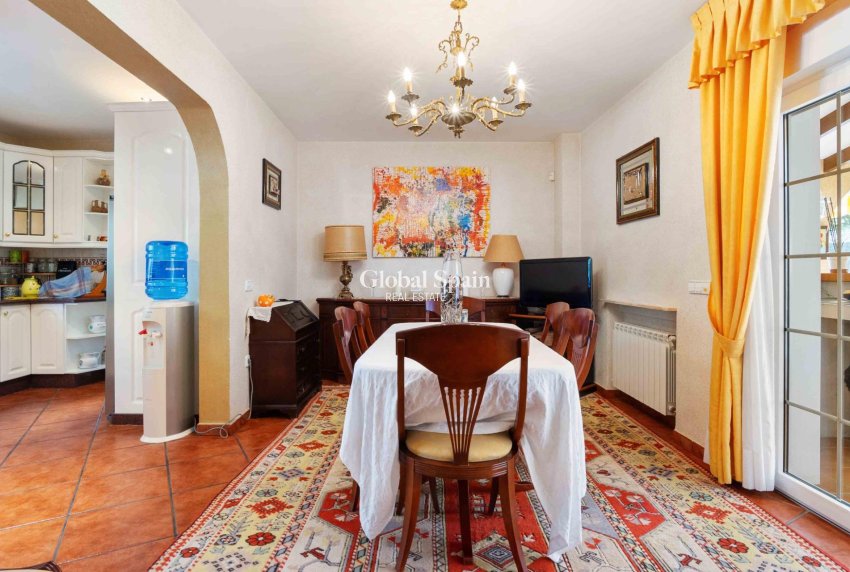 Revente - VILLA -
CABO ROIG - MUY CERCA DE LA PLAYA