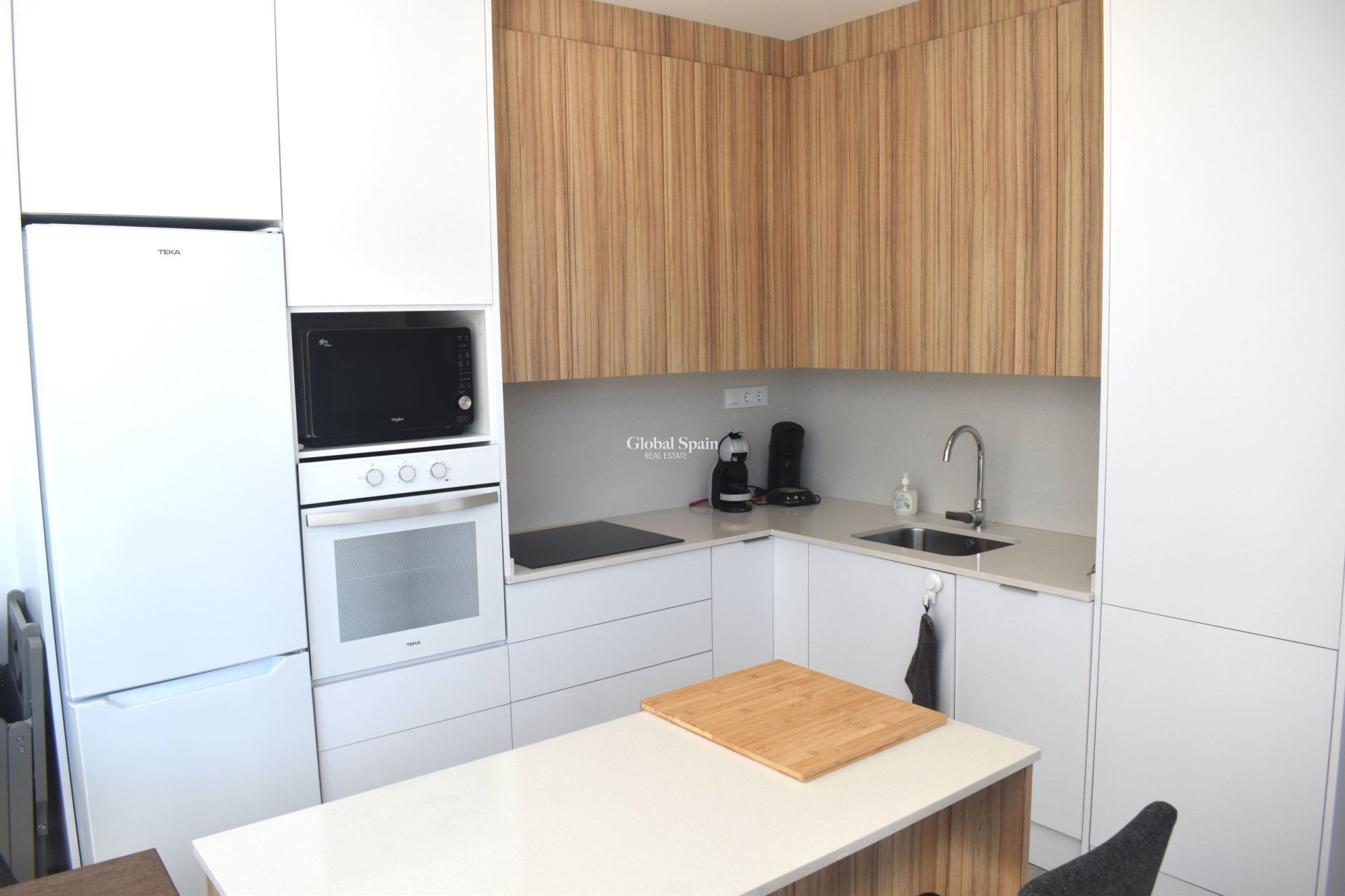 Revente - VILLA -
CALASPARRA - Inland