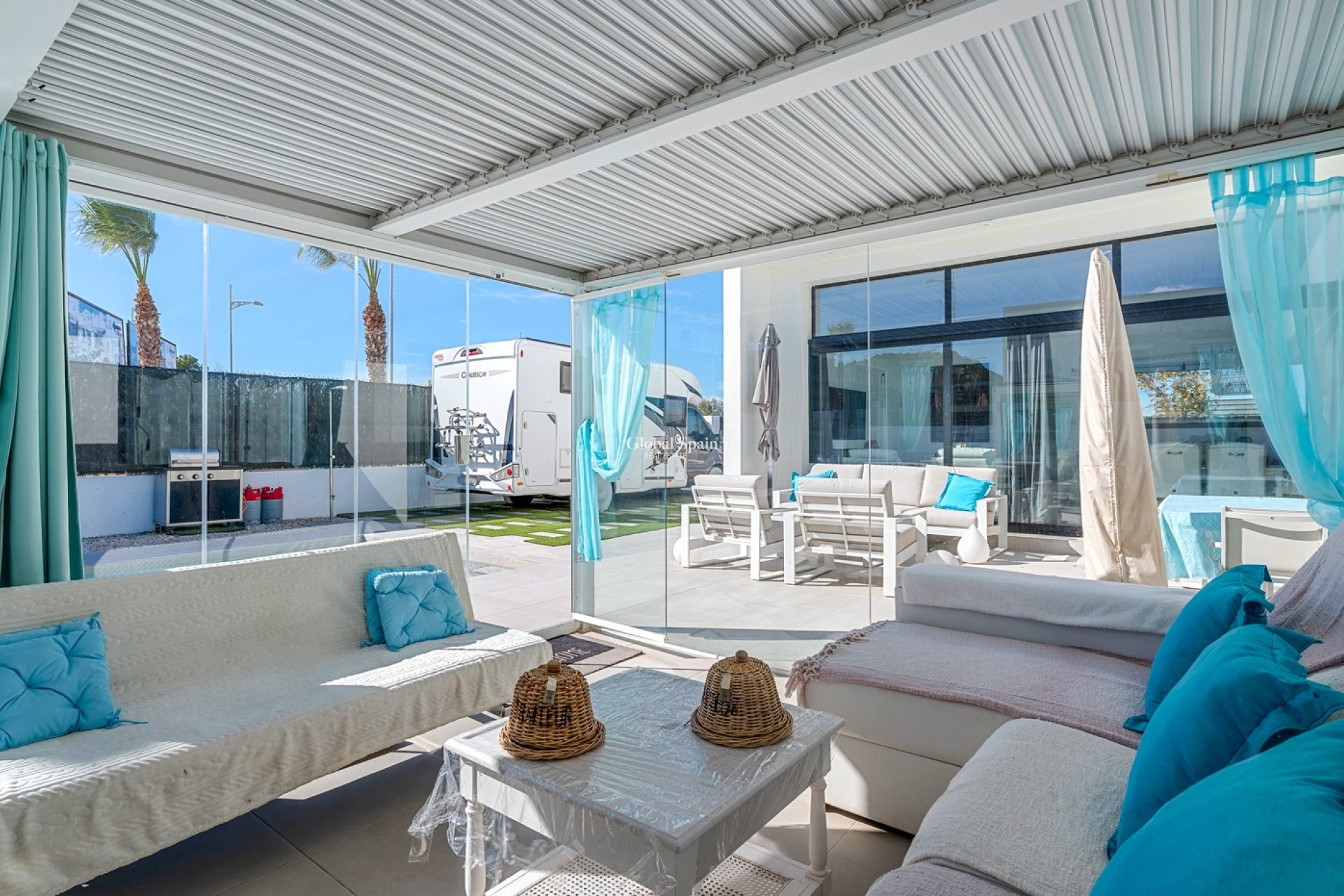 Revente - VILLA -
CALASPARRA - Inland