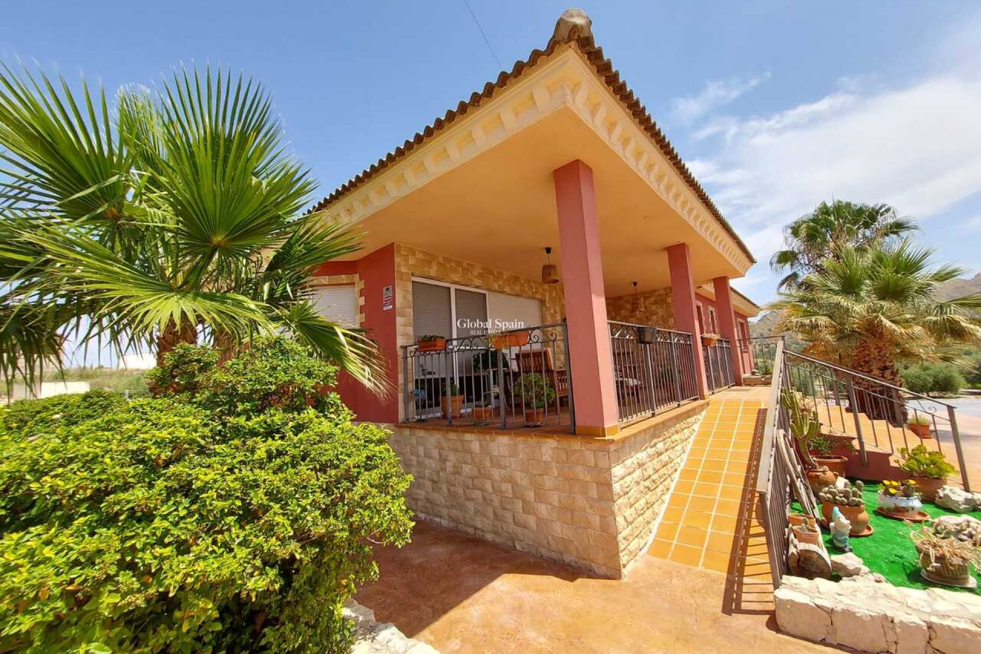 Revente - VILLA -
CALASPARRA - Inland