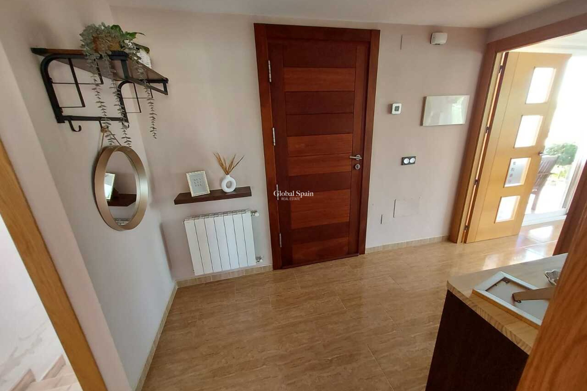 Revente - VILLA -
CALASPARRA - Inland