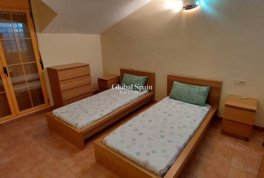 Revente - VILLA -
CALASPARRA - Inland