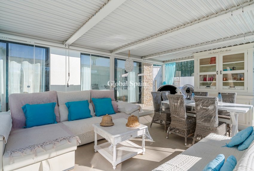 Revente - VILLA -
CALASPARRA - Inland