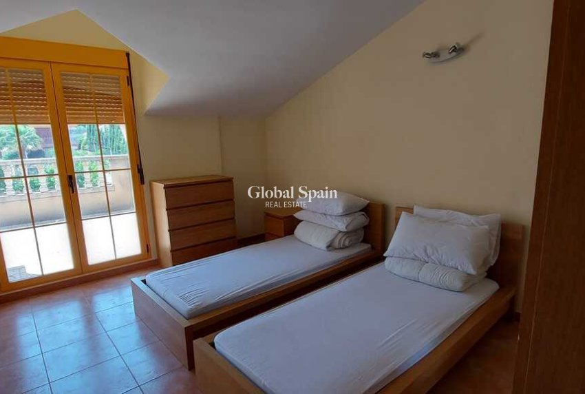 Revente - VILLA -
CALASPARRA - Inland