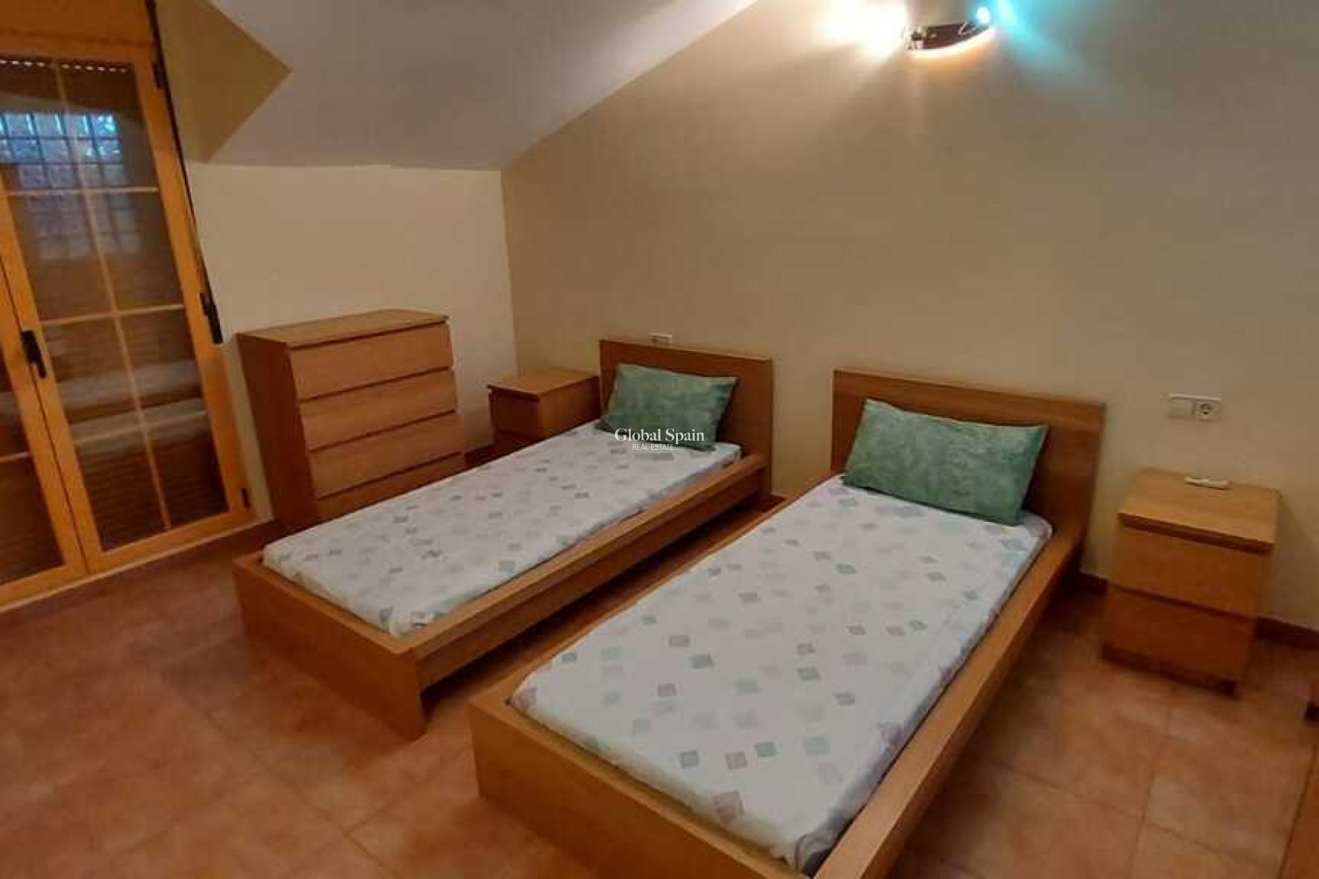 Revente - VILLA -
CALASPARRA - Inland