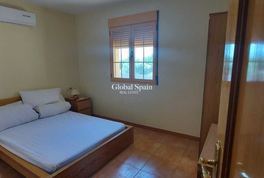 Revente - VILLA -
CALASPARRA - Inland