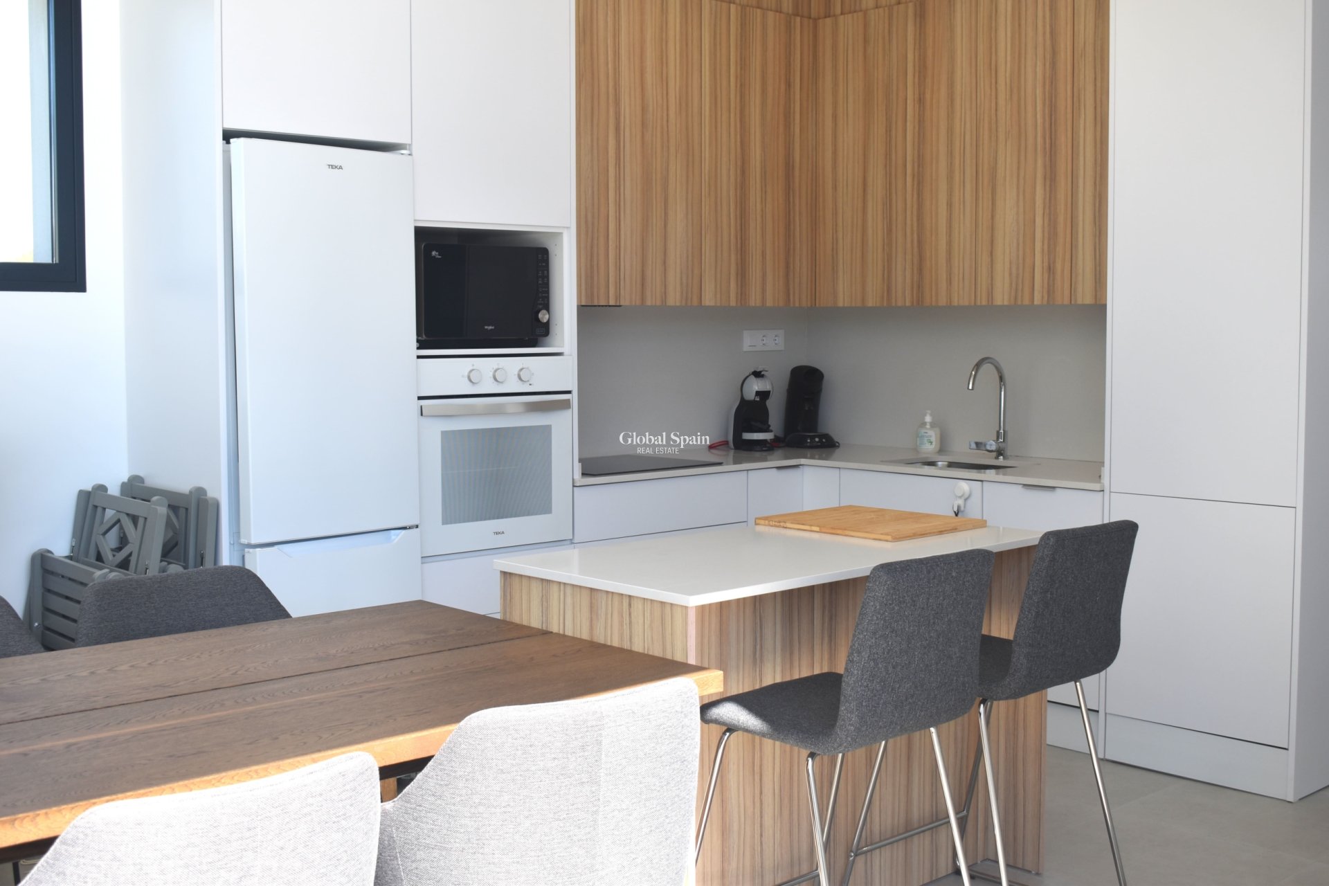 Revente - VILLA -
CALASPARRA - Inland