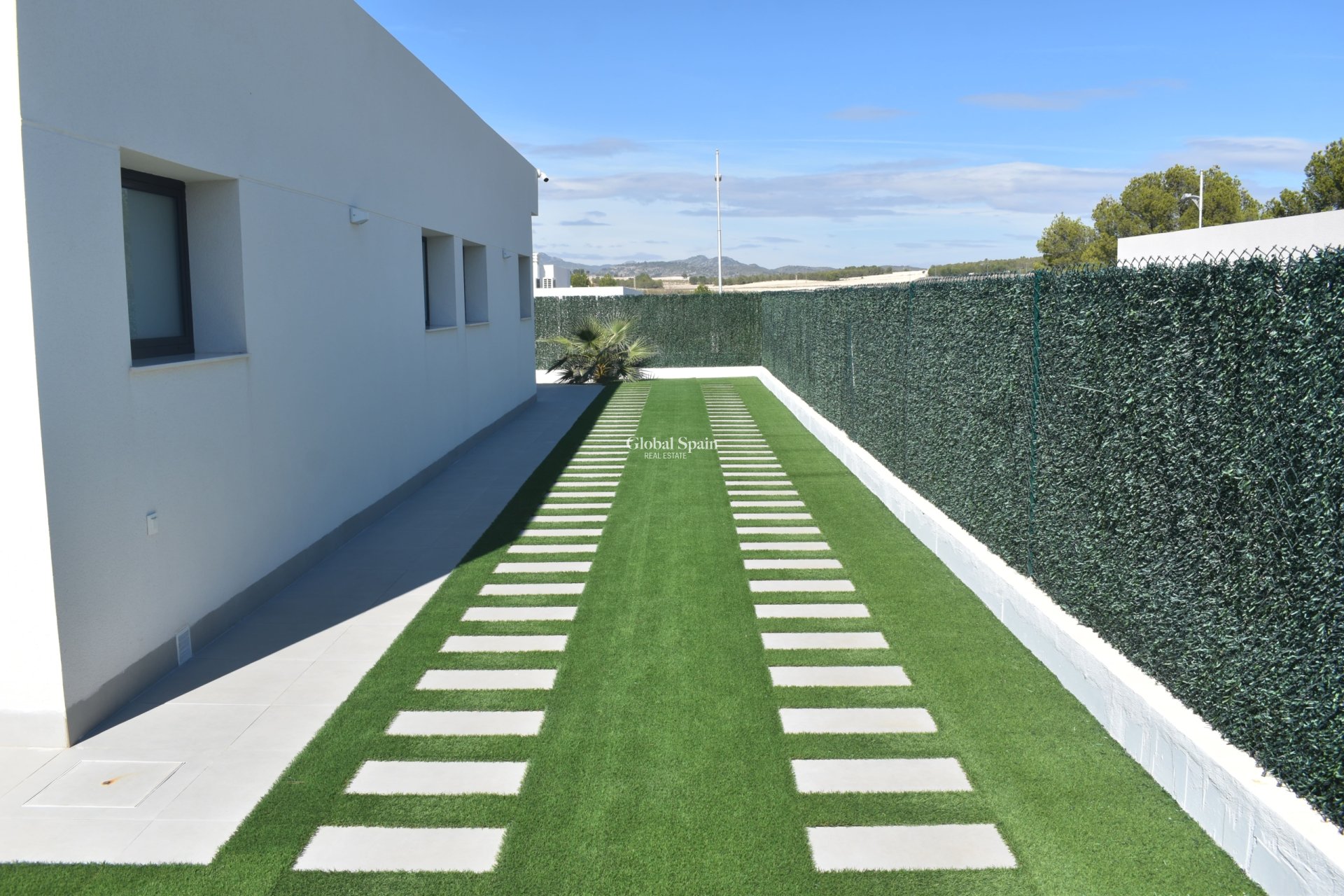 Revente - VILLA -
CALASPARRA - Inland