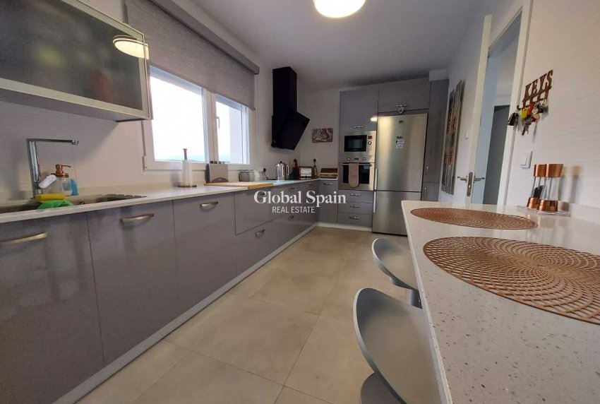 Revente - VILLA -
CALASPARRA - Inland