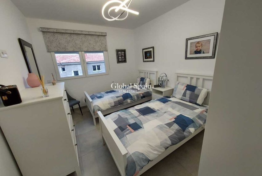 Revente - VILLA -
CALASPARRA - Inland