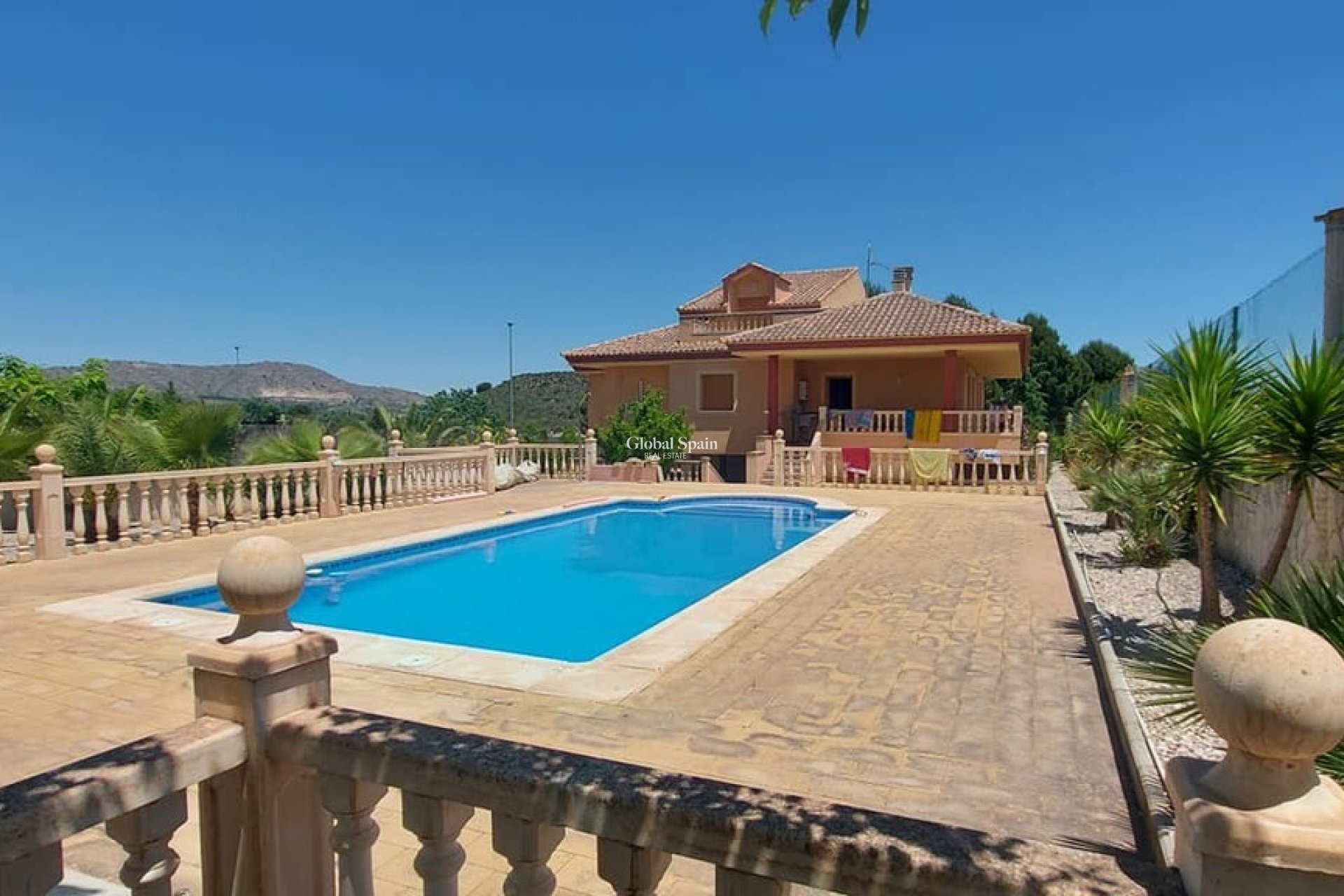 Revente - VILLA -
CALASPARRA - Inland