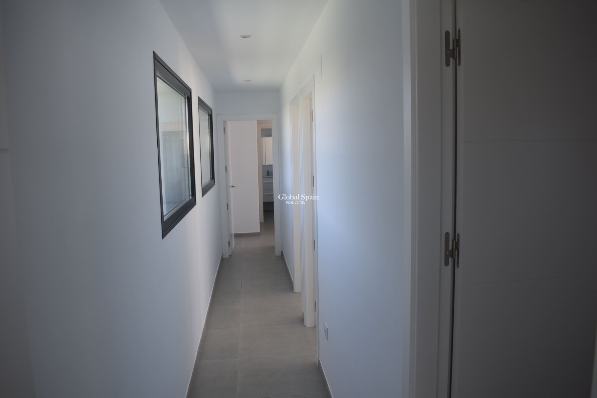 Revente - VILLA -
CALASPARRA - Inland