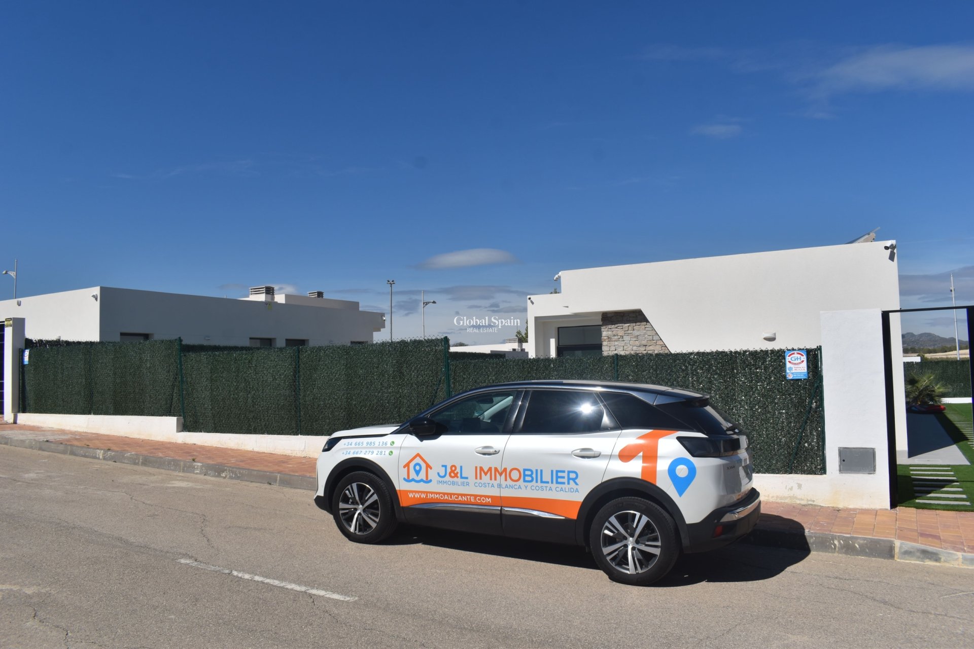 Revente - VILLA -
CALASPARRA - Inland