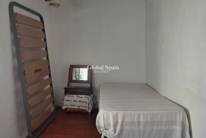 Revente - VILLA -
CALLOSA D'EN SARRIÀ - Callosa De Ensarrià