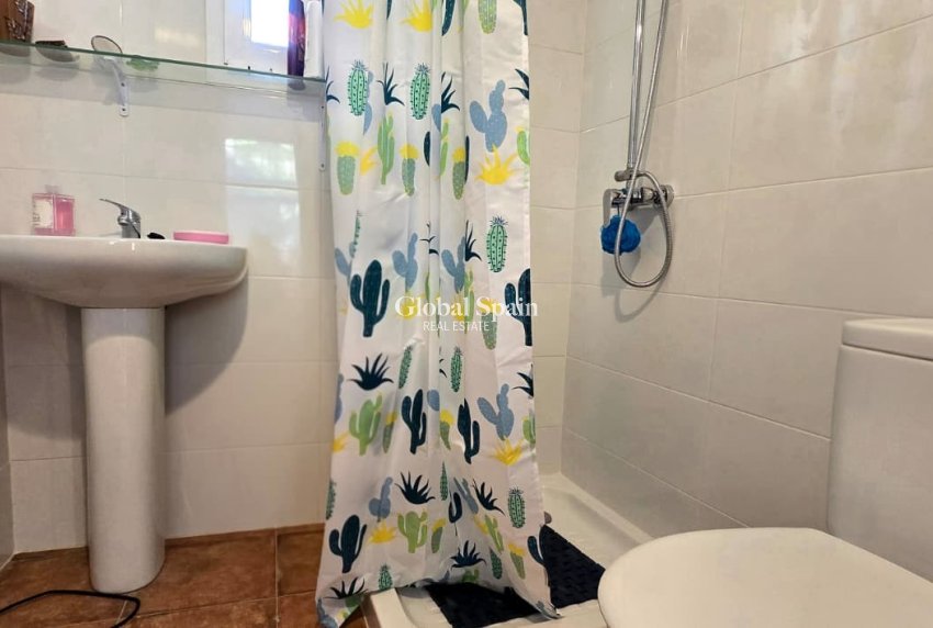 Revente - VILLA -
CALLOSA D'EN SARRIÀ - Callosa De Ensarrià