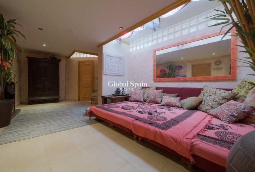 Revente - VILLA -
CALLOSA D'EN SARRIÀ - Costa Blanca