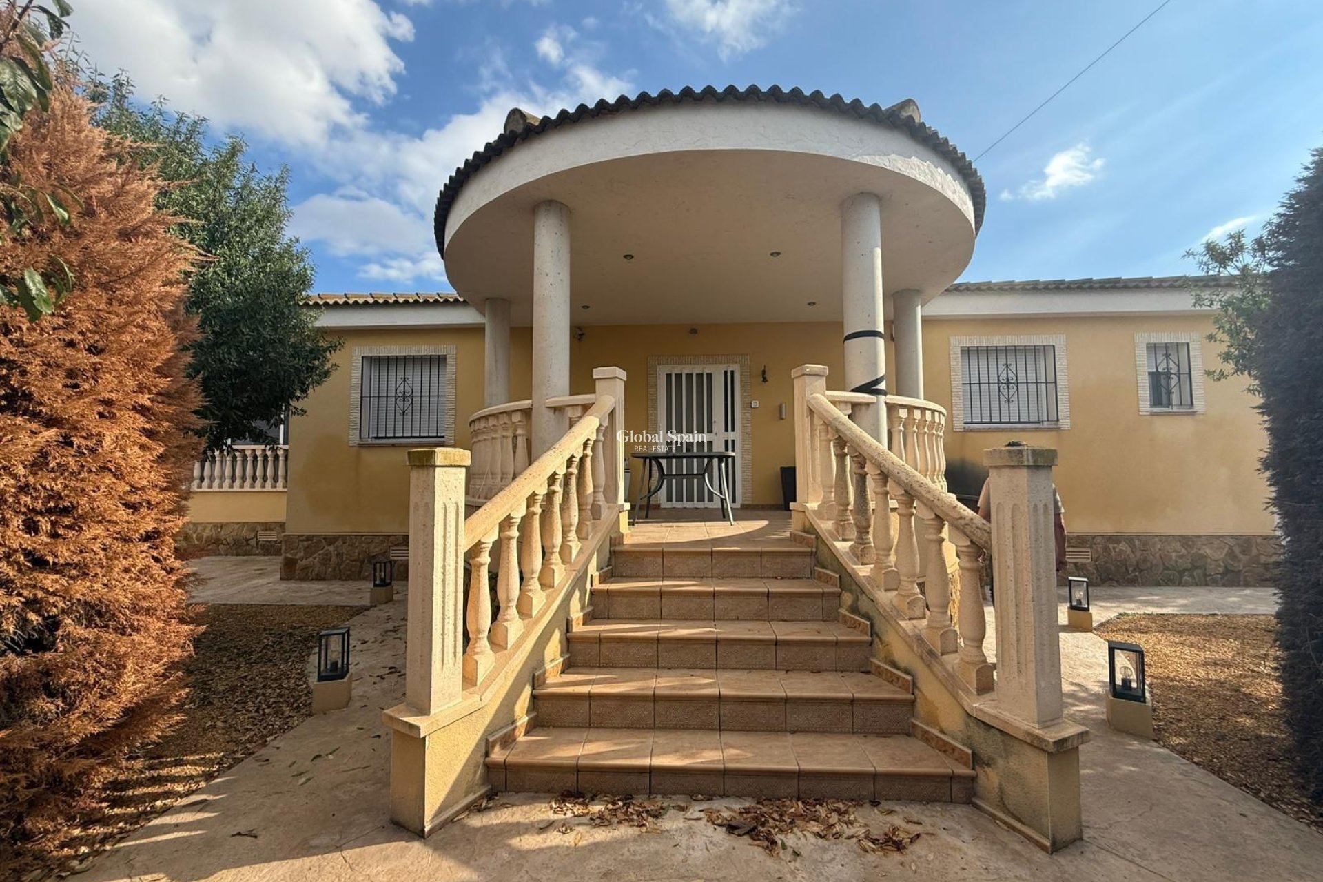 Revente - VILLA -
CALLOSA DEL SEGURA