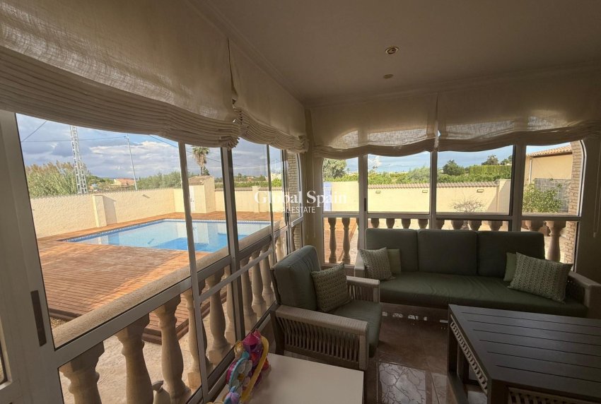 Revente - VILLA -
CALLOSA DEL SEGURA