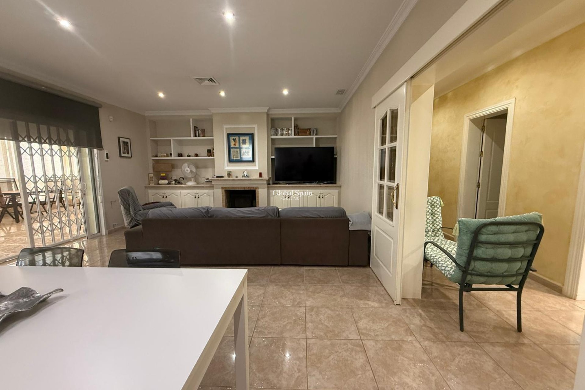 Revente - VILLA -
CALLOSA DEL SEGURA