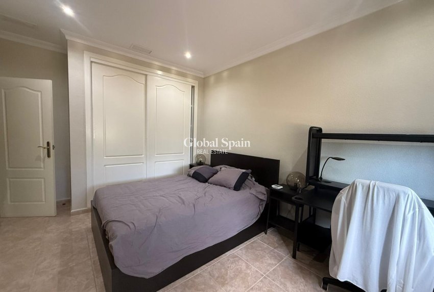 Revente - VILLA -
CALLOSA DEL SEGURA