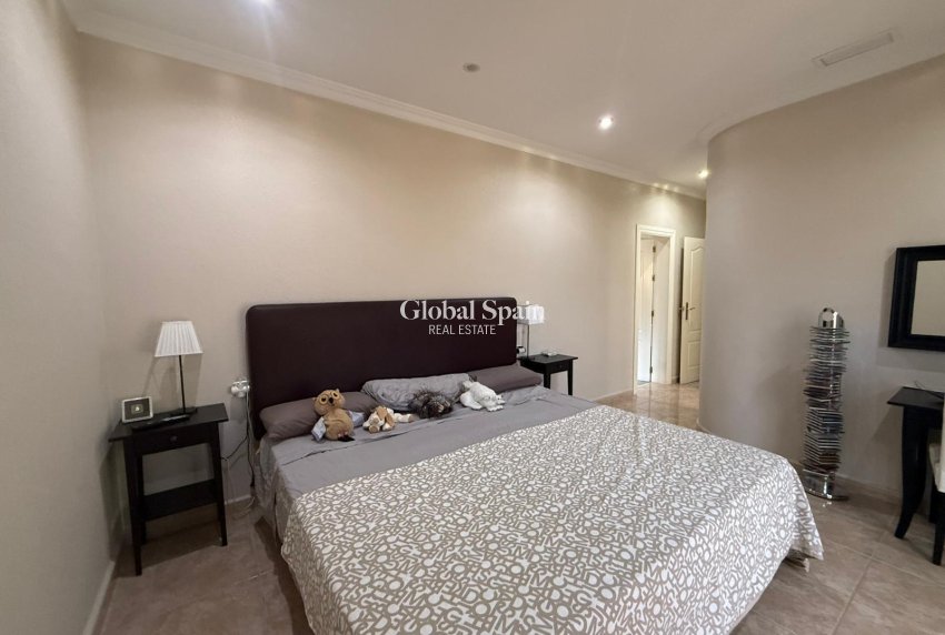 Revente - VILLA -
CALLOSA DEL SEGURA