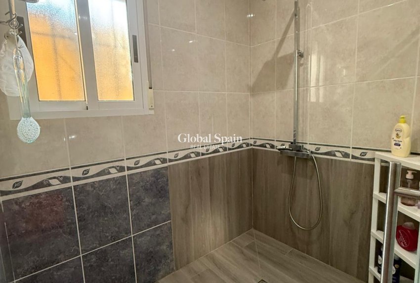 Revente - VILLA -
CALLOSA DEL SEGURA