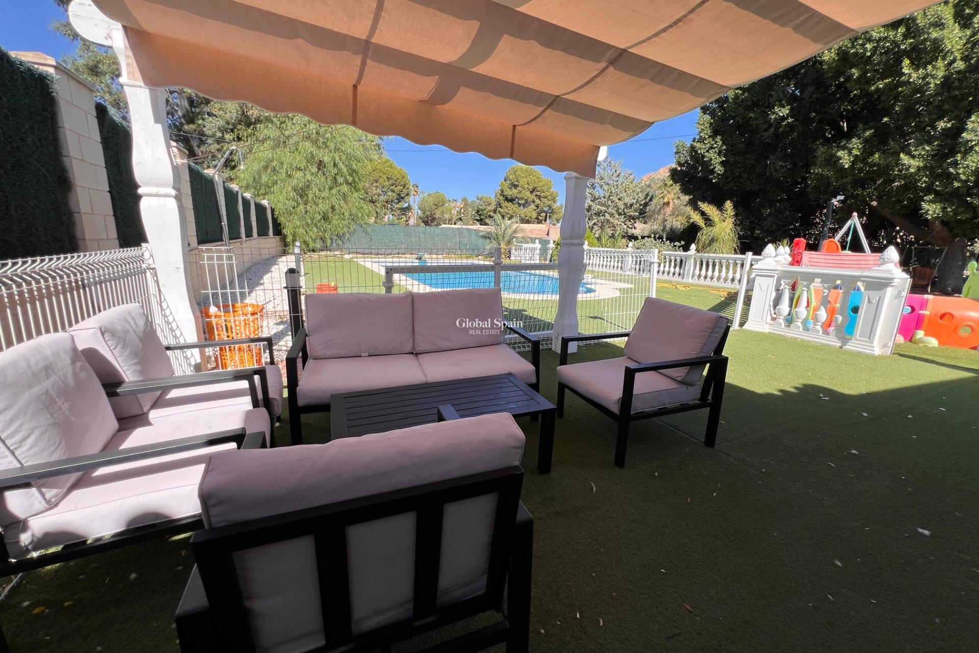 Revente - VILLA -
CALLOSA DEL SEGURA