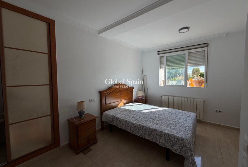 Revente - VILLA -
CALPE - Zona Playa del Bol - Puerto