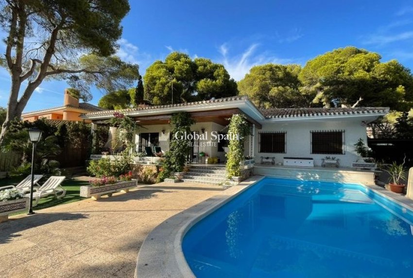 Revente - VILLA -
CAMPOAMOR - Costa Blanca
