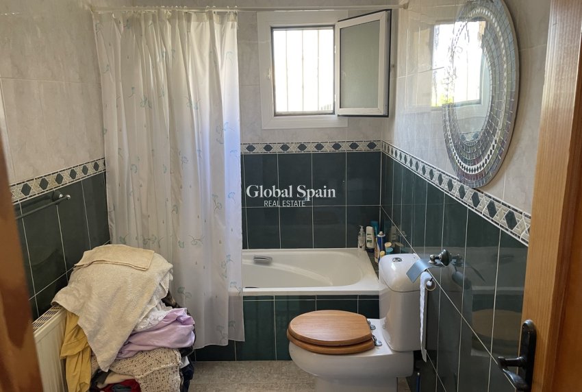 Revente - VILLA -
CAMPOSOL - Inland