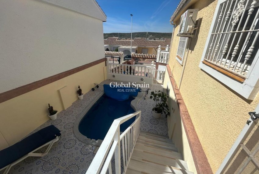 Revente - VILLA -
CAMPOSOL - Sector D