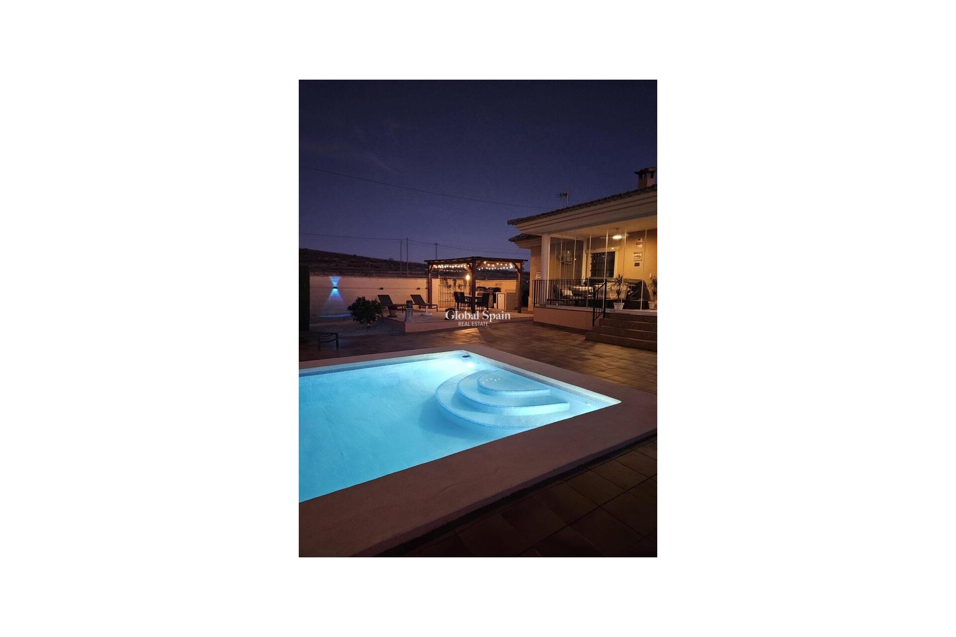 Revente - VILLA -
CAÑADA DEL TRIGO - Inland