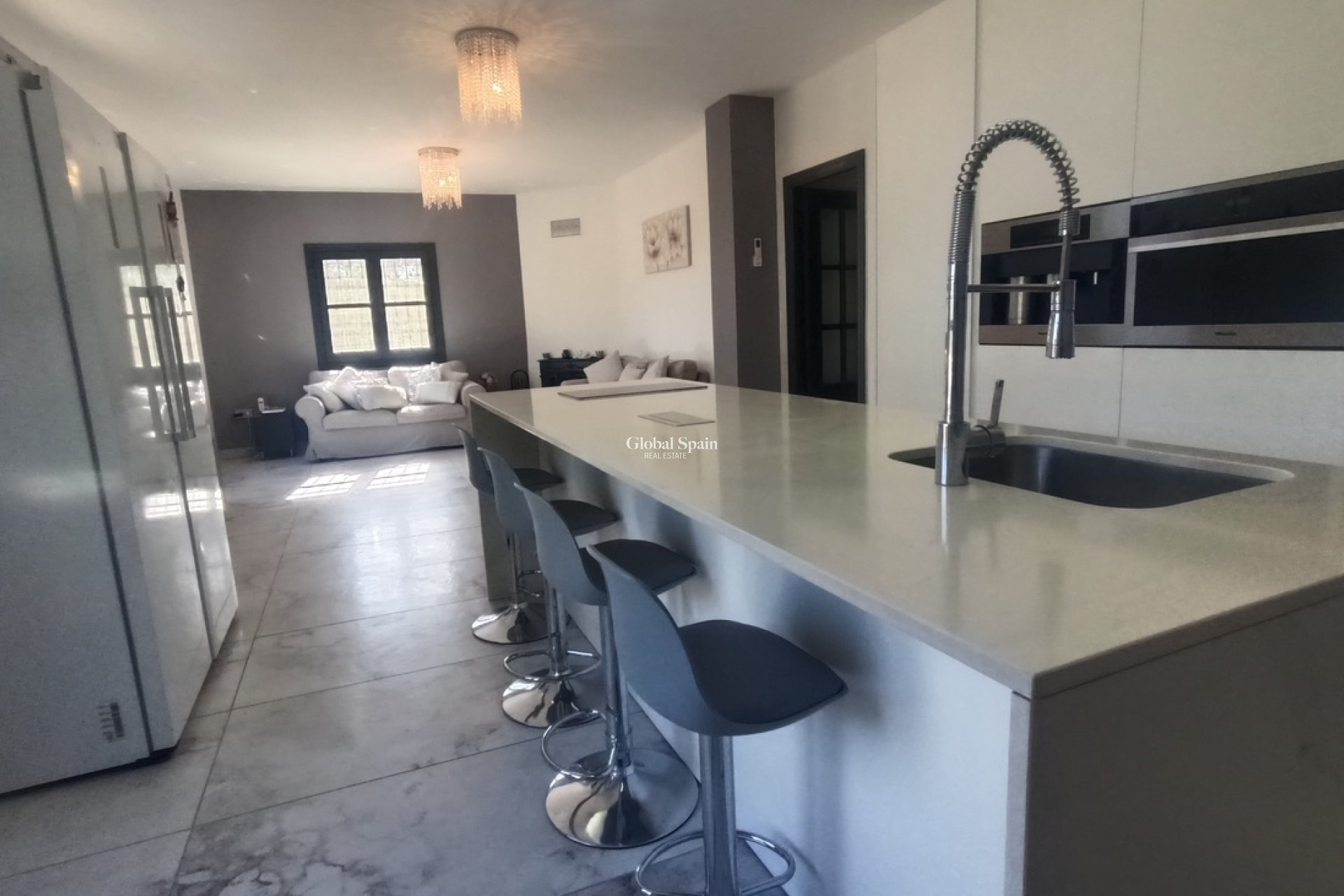 Revente - VILLA -
CAÑADAS DE SAN PEDRO - Inland