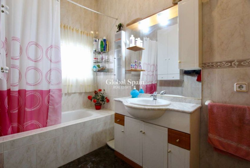 Revente - VILLA -
CAÑADAS DE SAN PEDRO - Inland