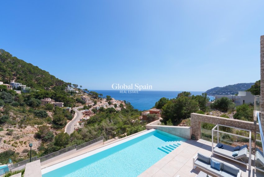 Revente - Villa -
Canyamel - optional location detail