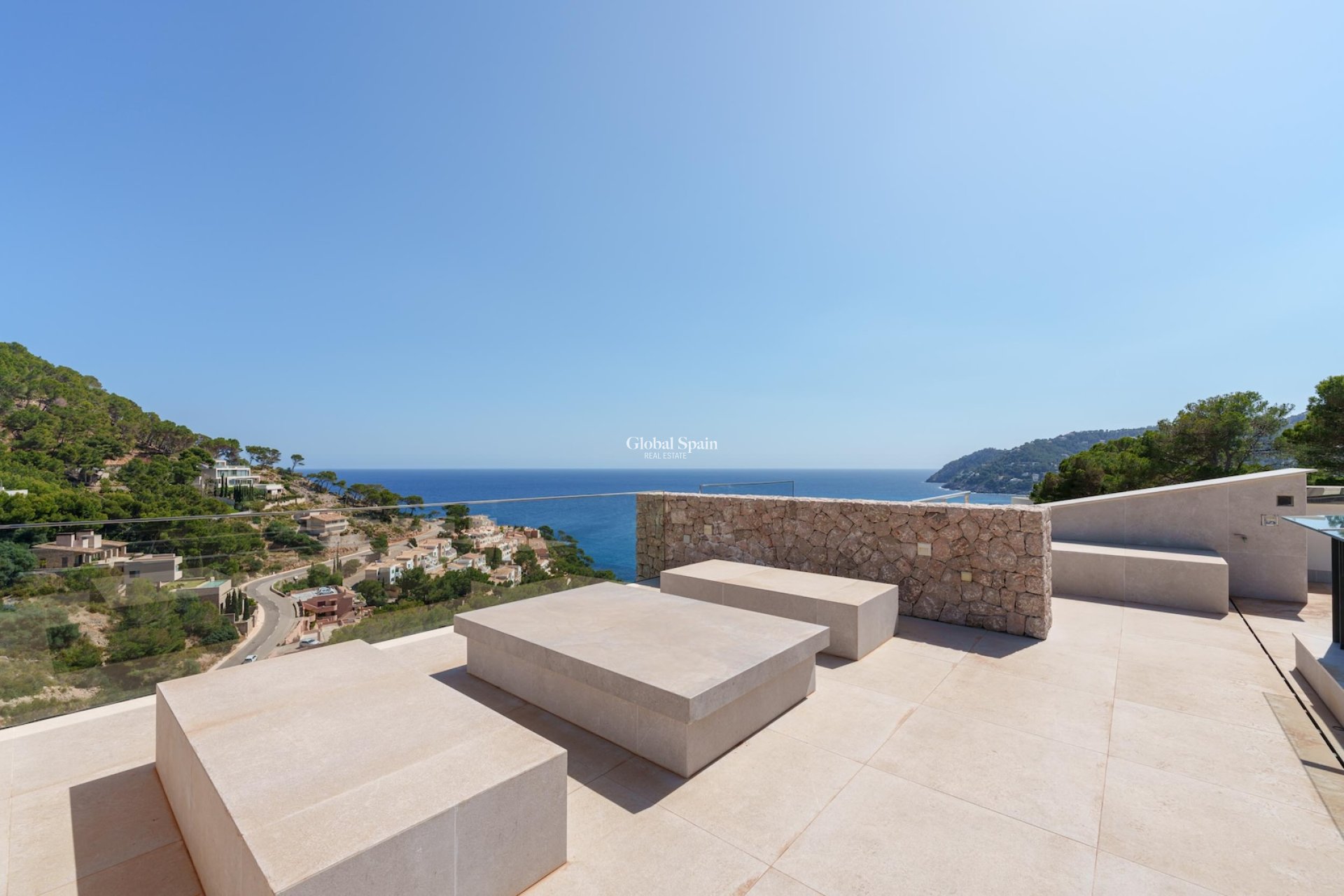 Revente - Villa -
Canyamel - optional location detail