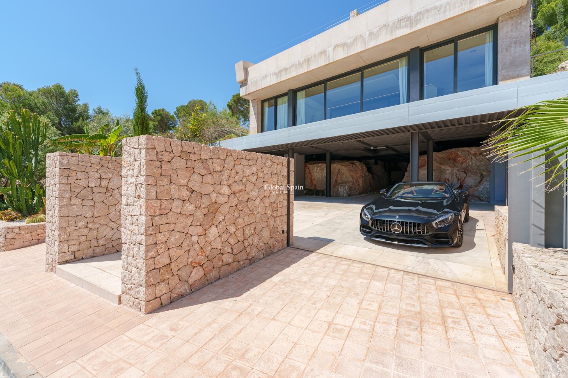 Revente - Villa -
Canyamel - optional location detail