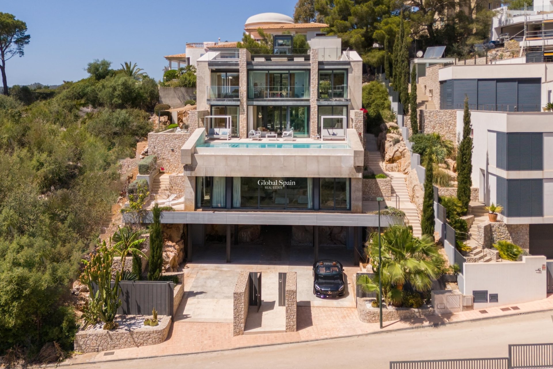 Revente - Villa -
Canyamel - optional location detail