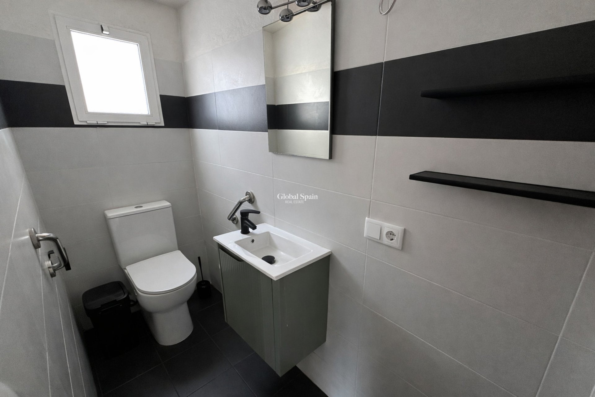 Revente - VILLA -
CASTALLA - Costa Blanca