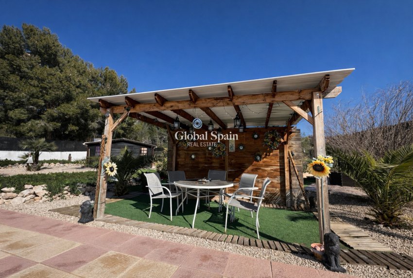 Revente - VILLA -
CASTALLA - Costa Blanca