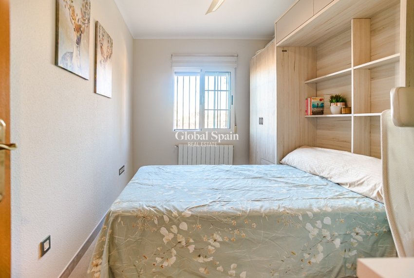 Revente - VILLA -
CATRAL - Catral